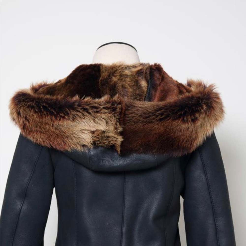Shearling coat - Picture 7 of 8